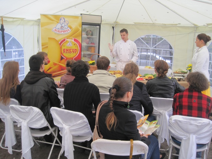 Современное  украинское искусство со вкусом настоящего сыра!